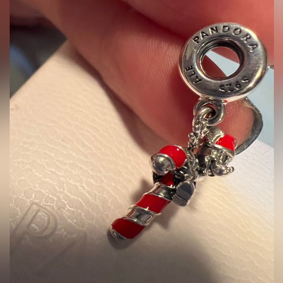 Pandora Santa Mickey Charm - Picture 2 of 5